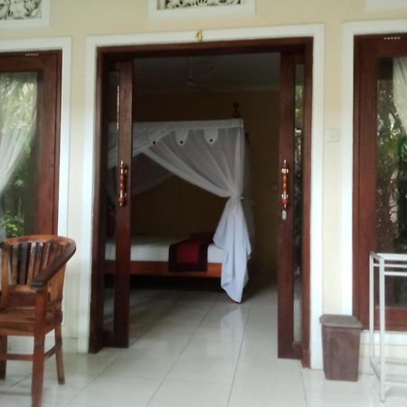 Pondok Aldi Hostel Amed Eksteriør bilde